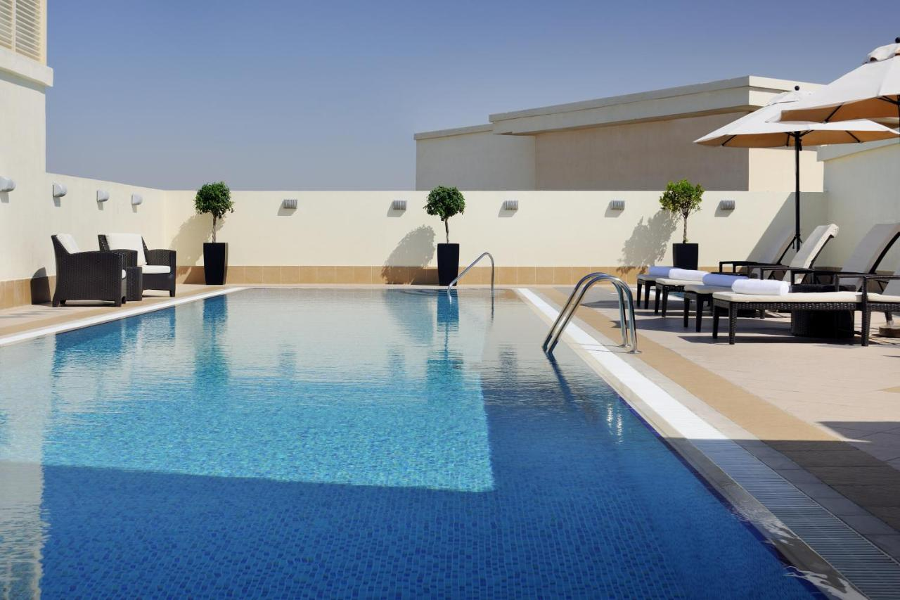 hotel_img