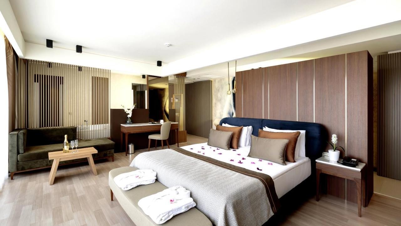 hotel_img