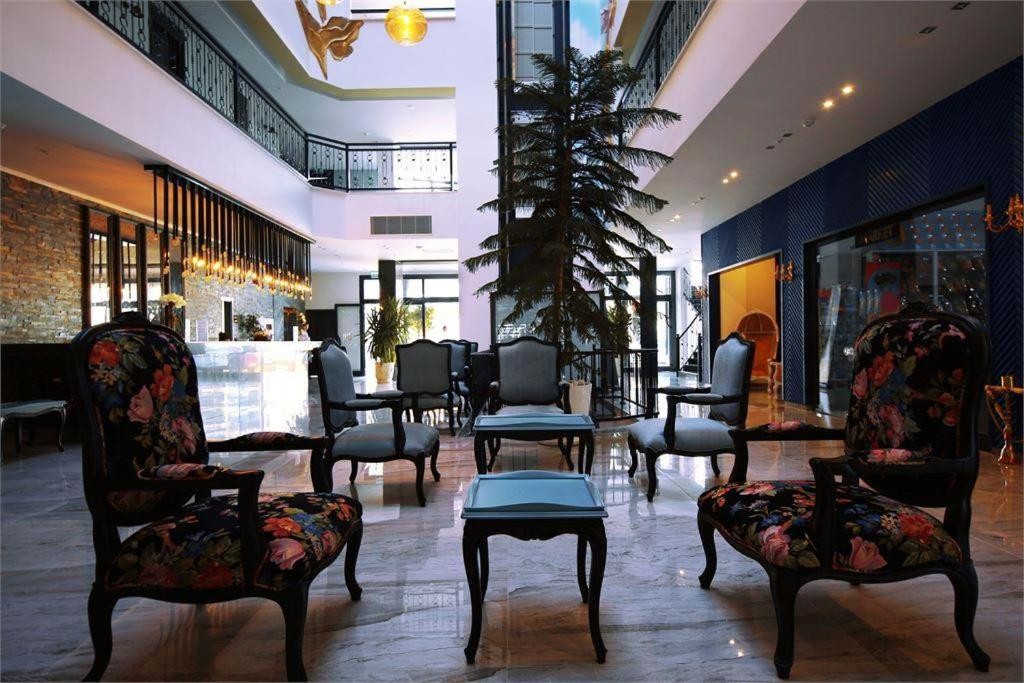 hotel_img