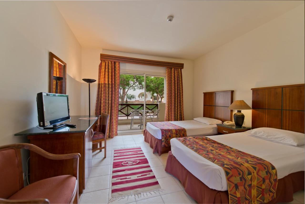 hotel_img