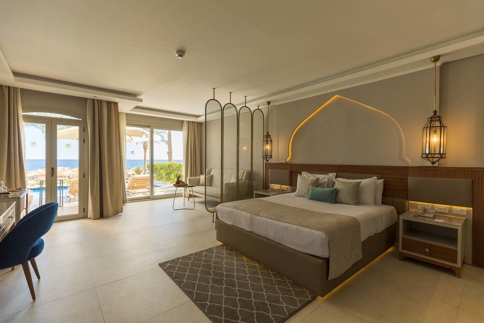hotel_img