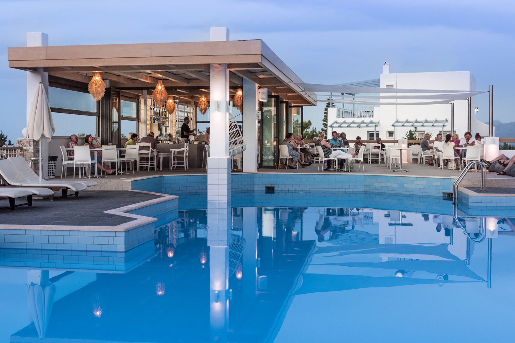 hotel_img