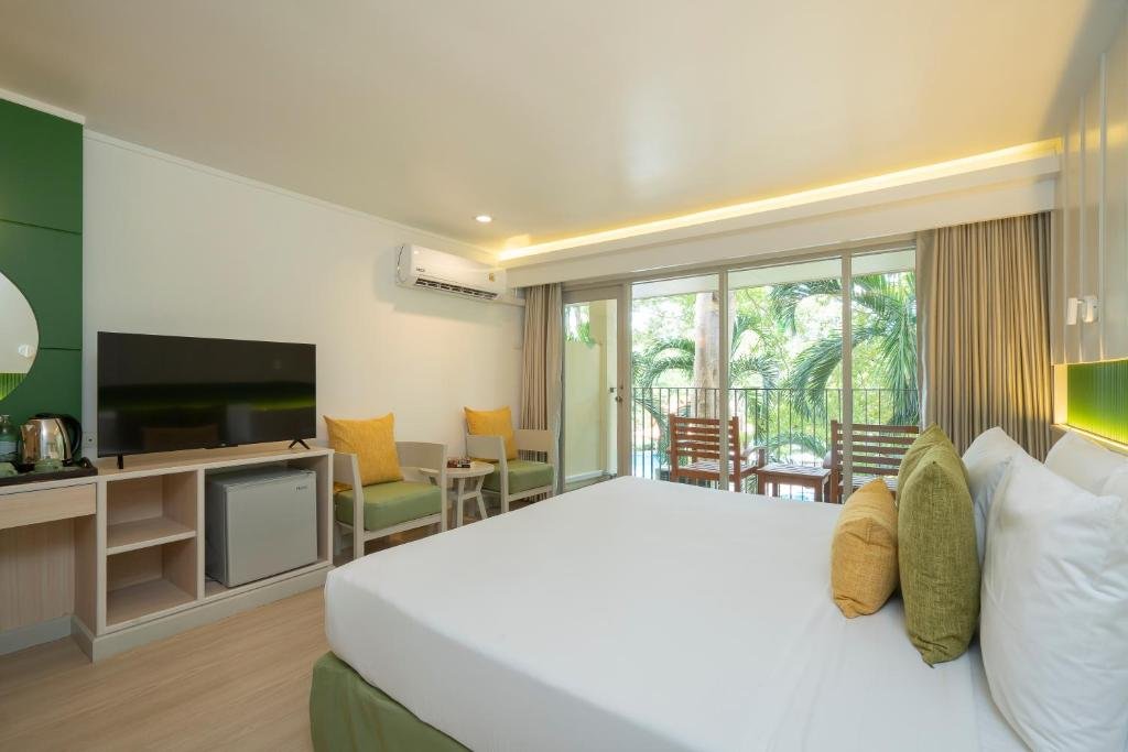 hotel_img