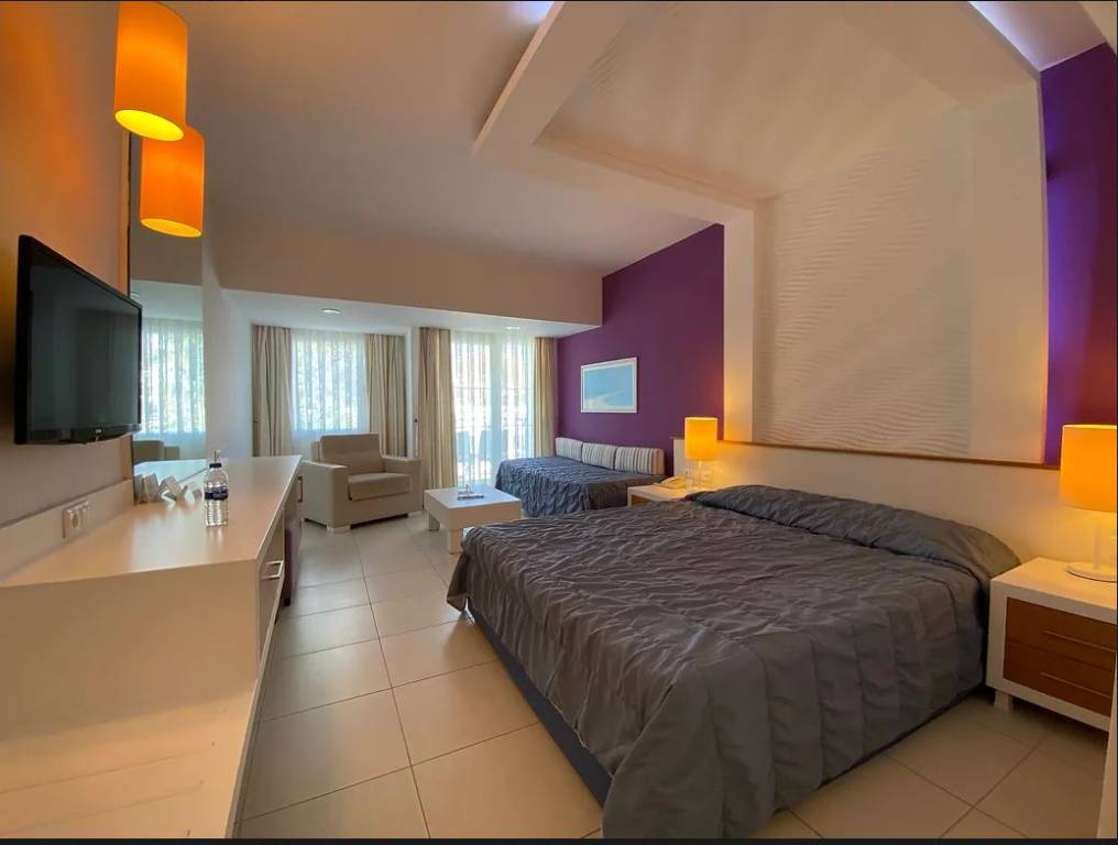 hotel_img