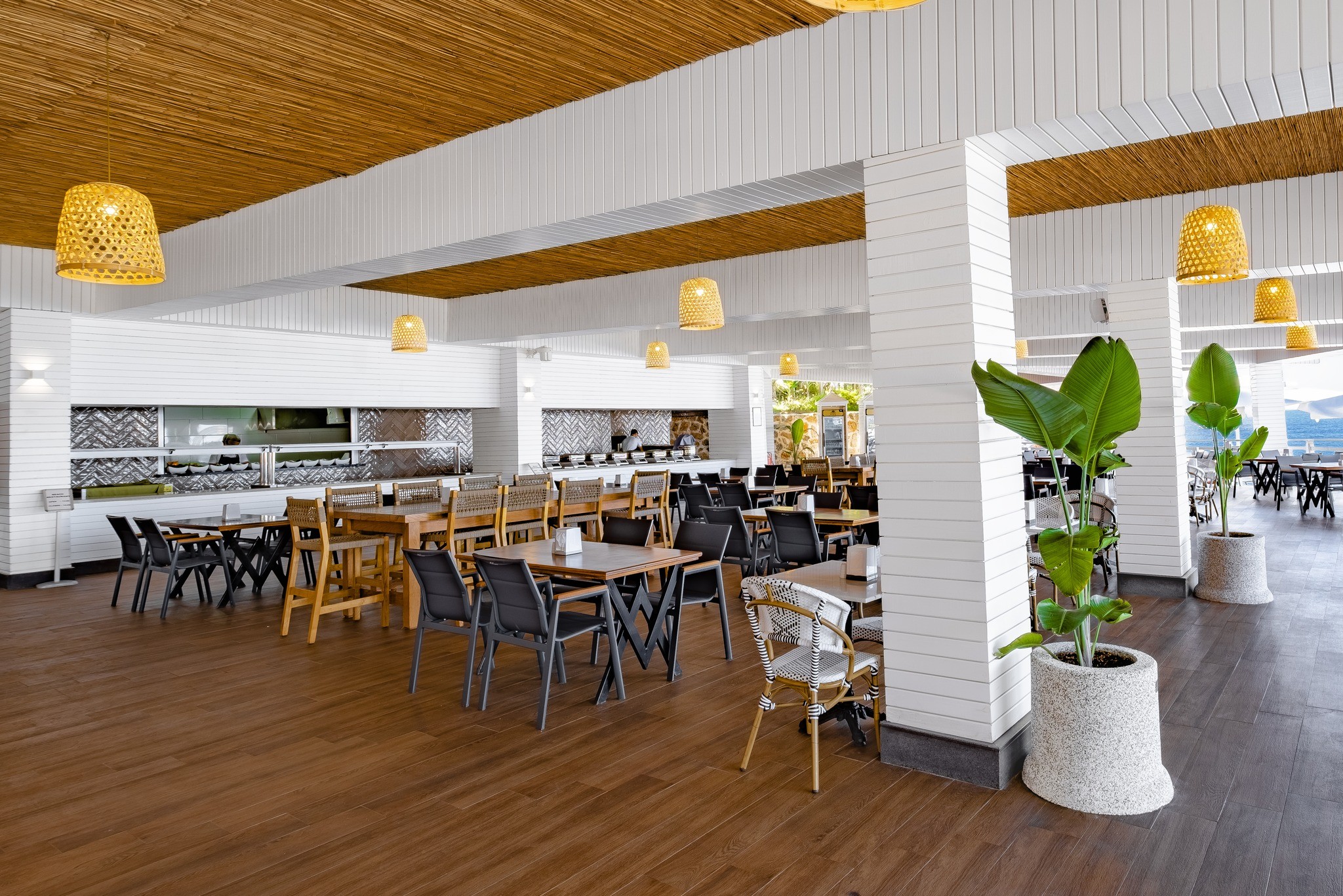 hotel_img