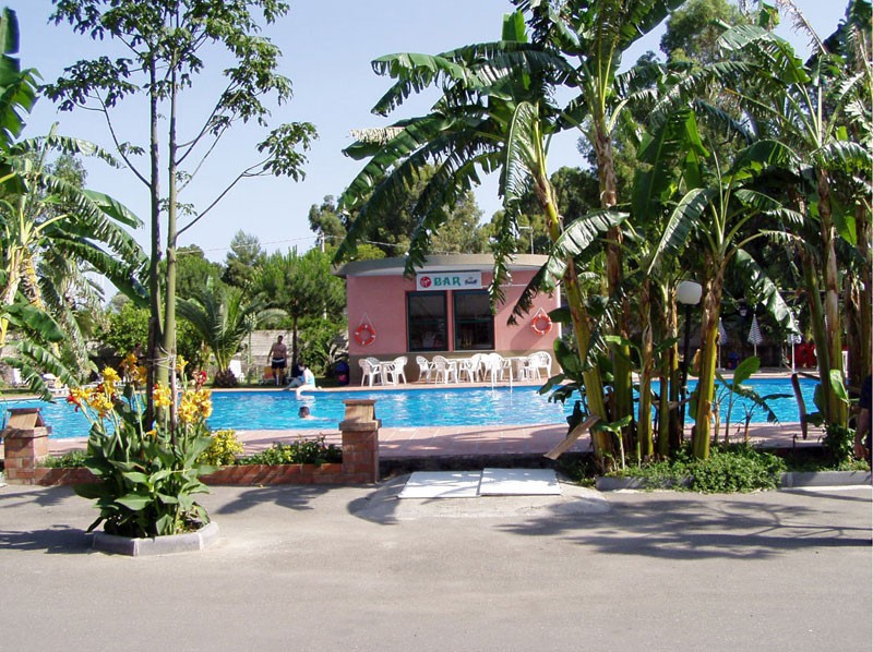 hotel_img
