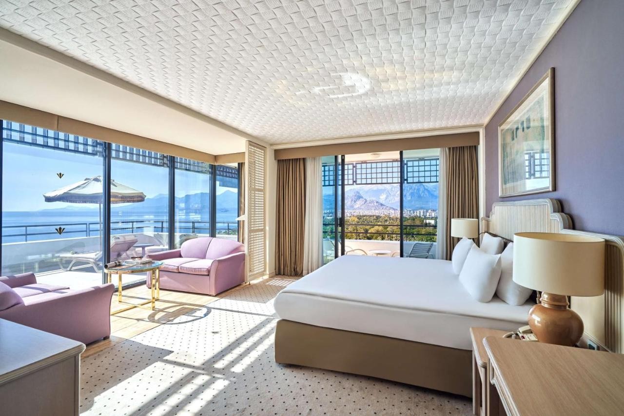 hotel_img