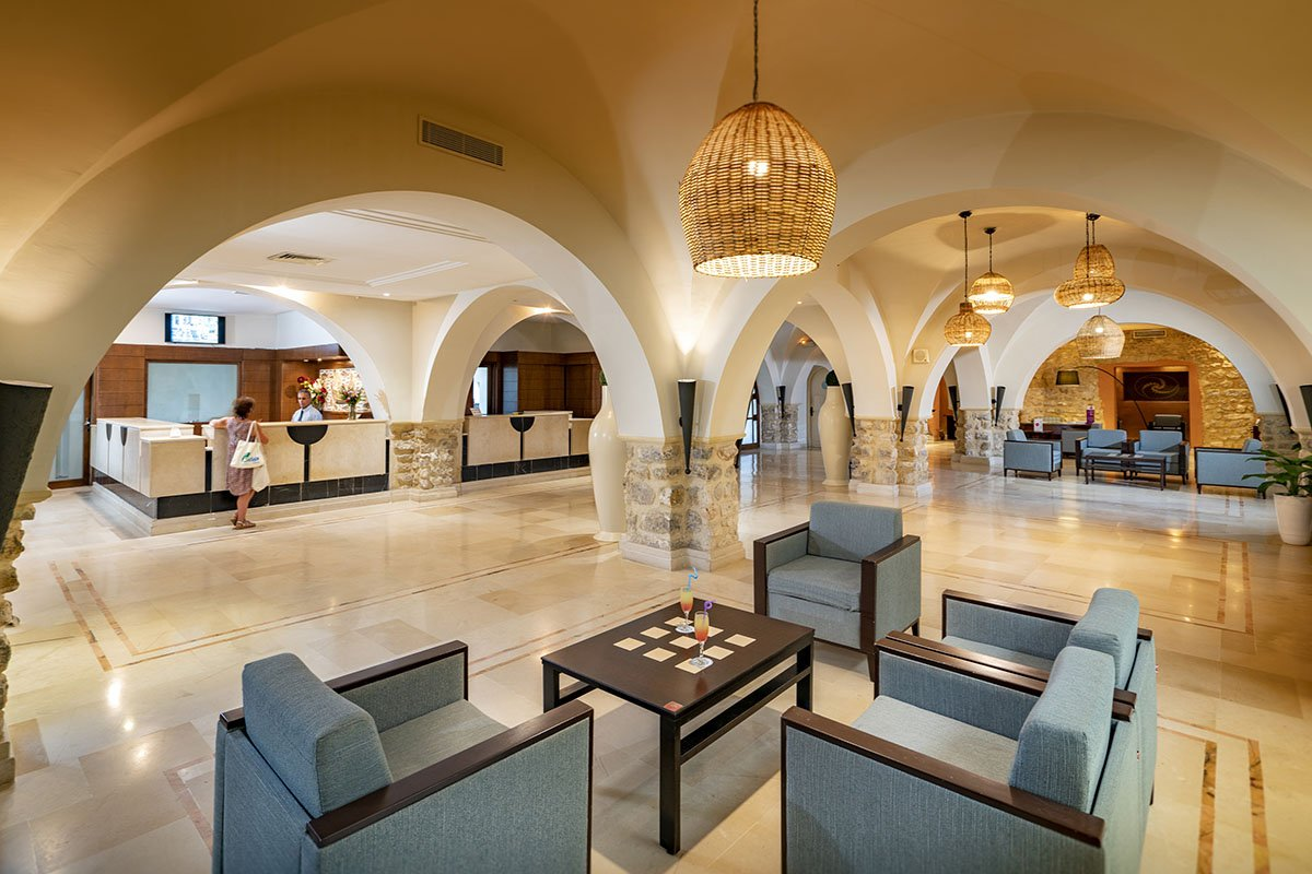 hotel_img