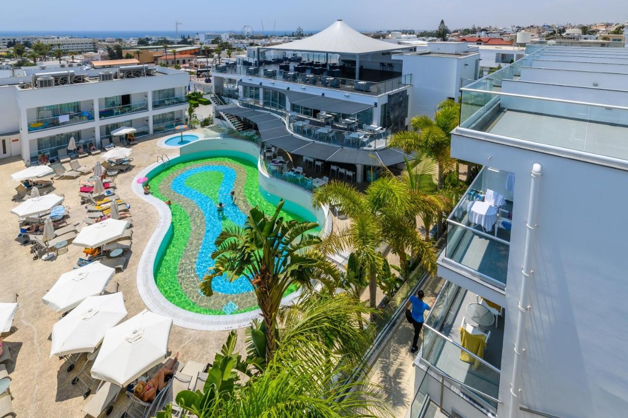 hotel_img