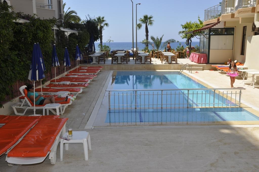 hotel_img