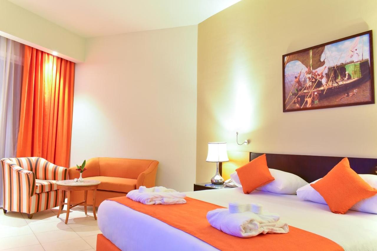 hotel_img
