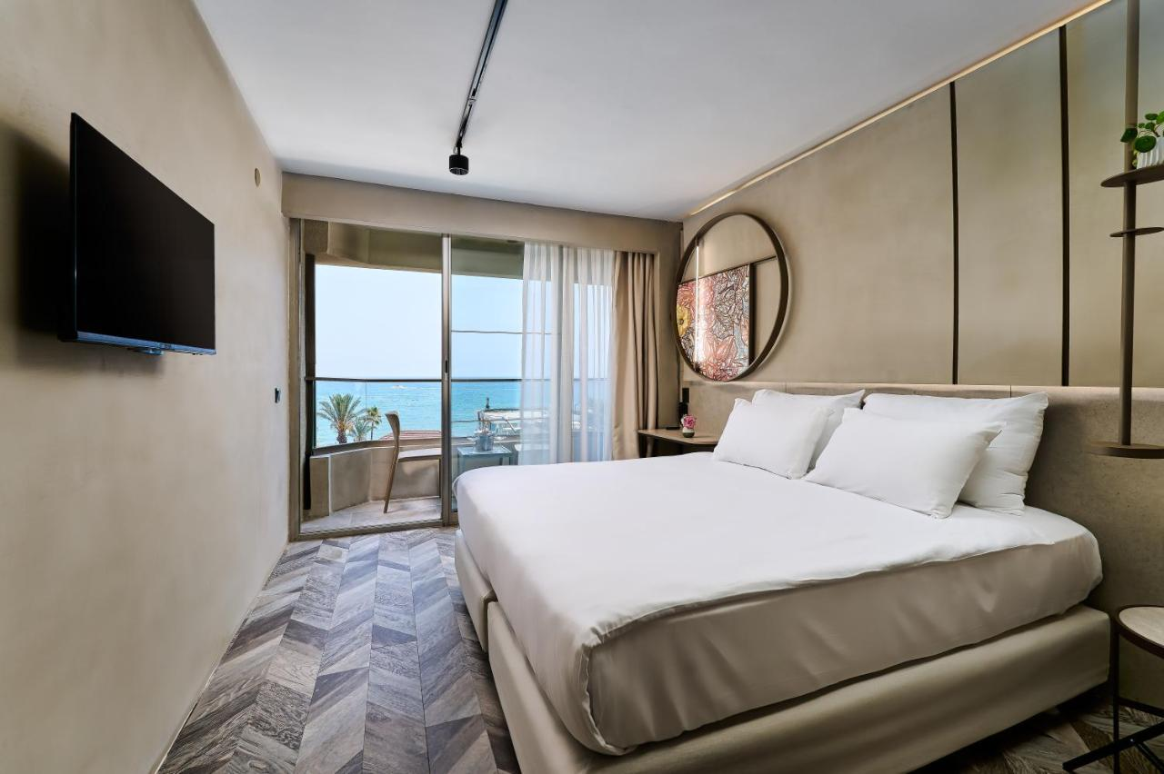 hotel_img