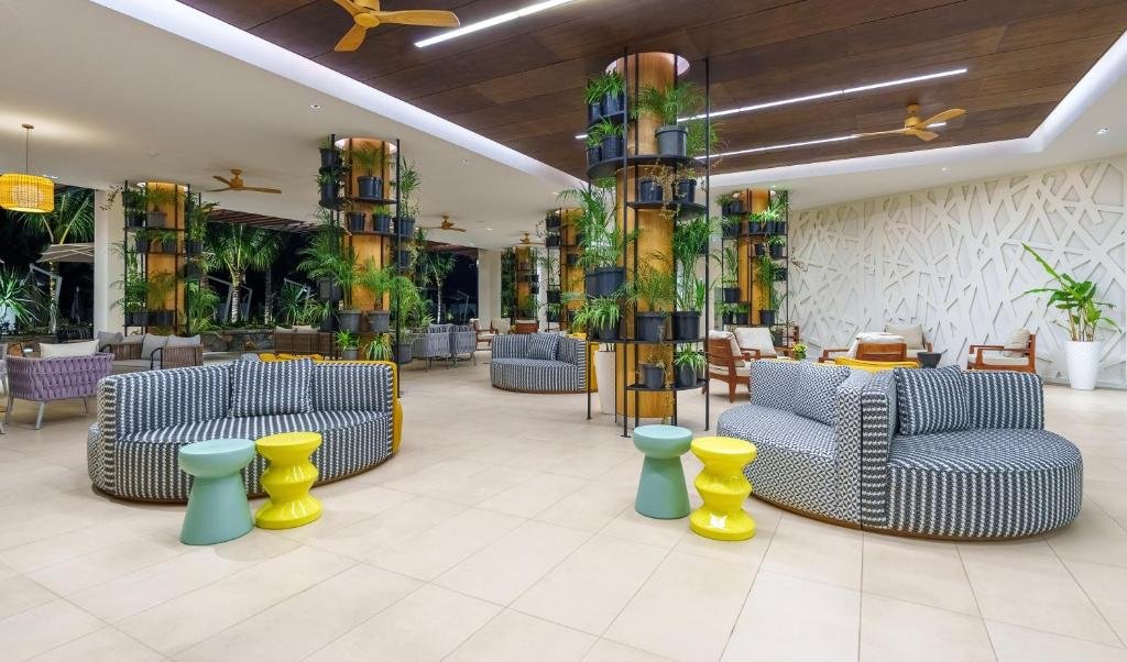 hotel_img