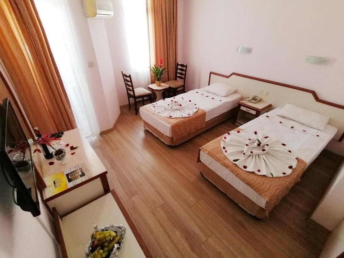hotel_img