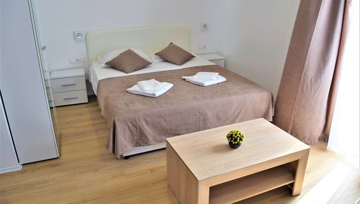 hotel_img