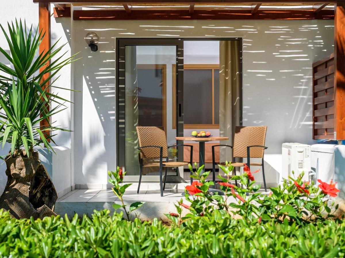 hotel_img
