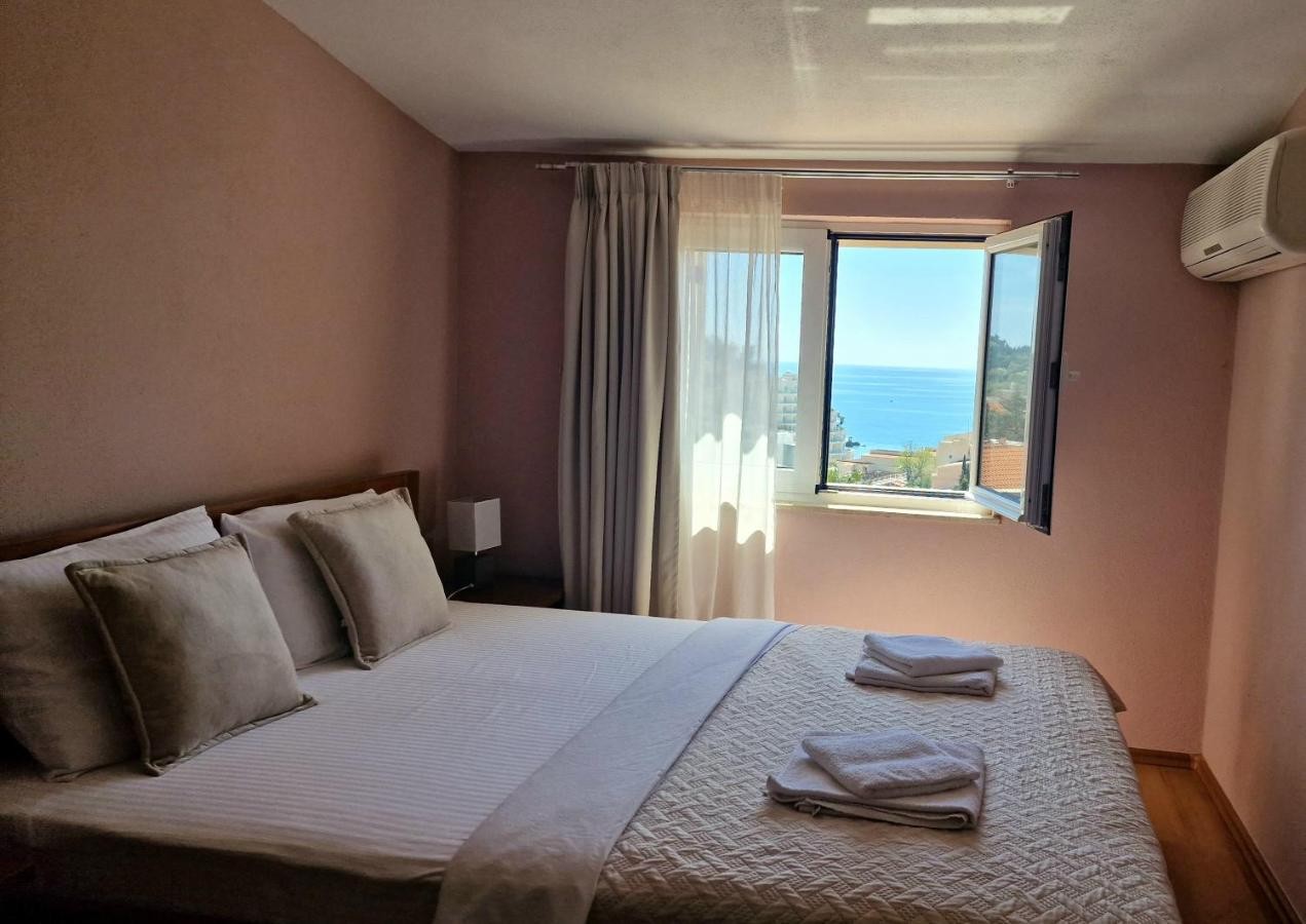 hotel_img