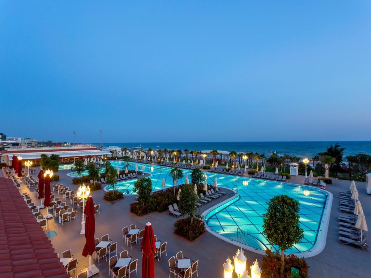 hotel_img