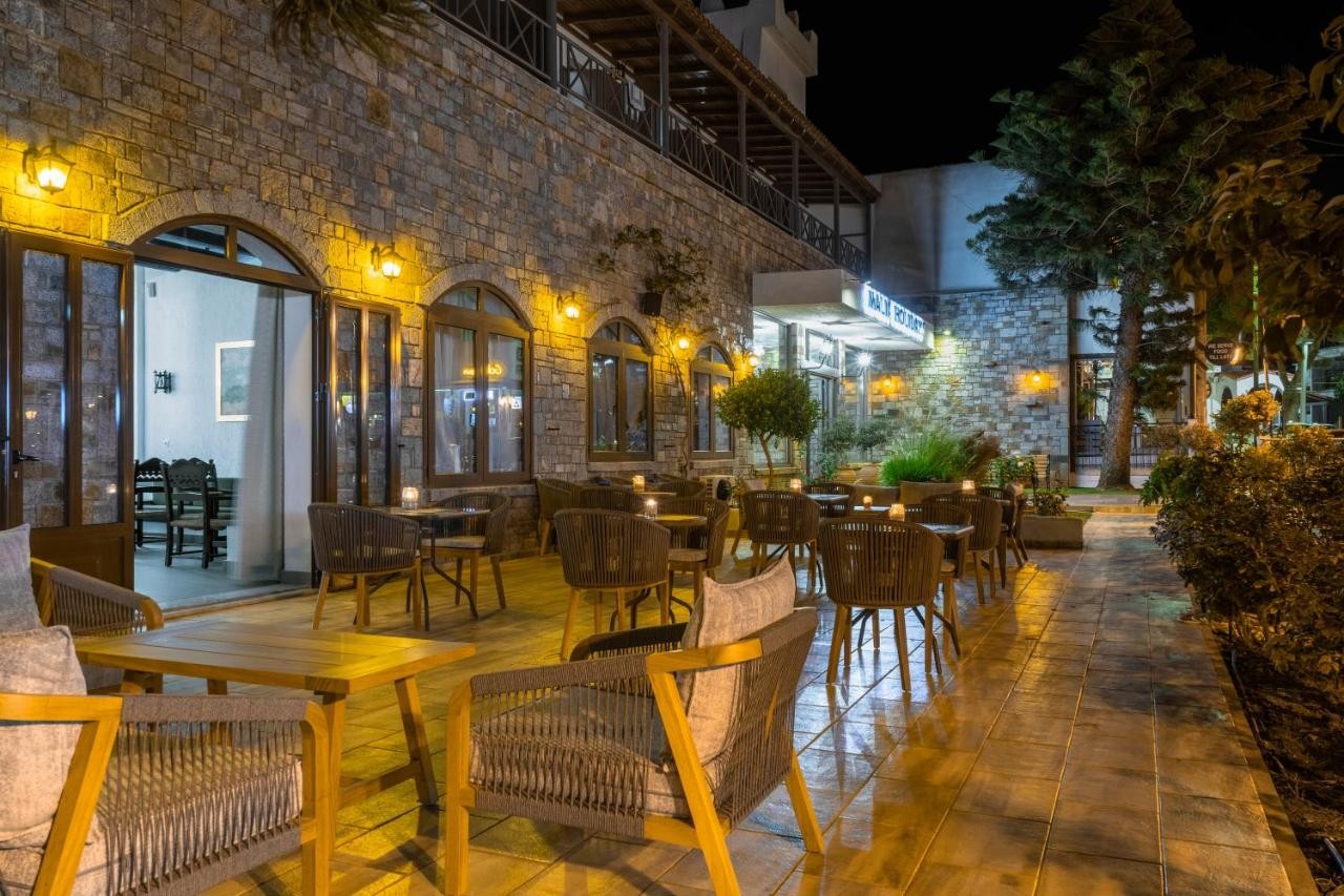 hotel_img
