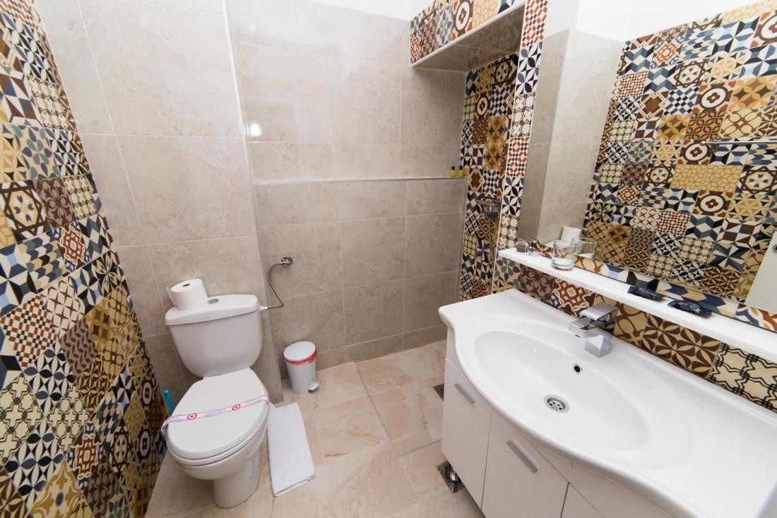 hotel_img
