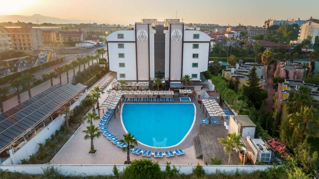 hotel_img