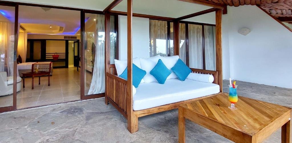 hotel_img