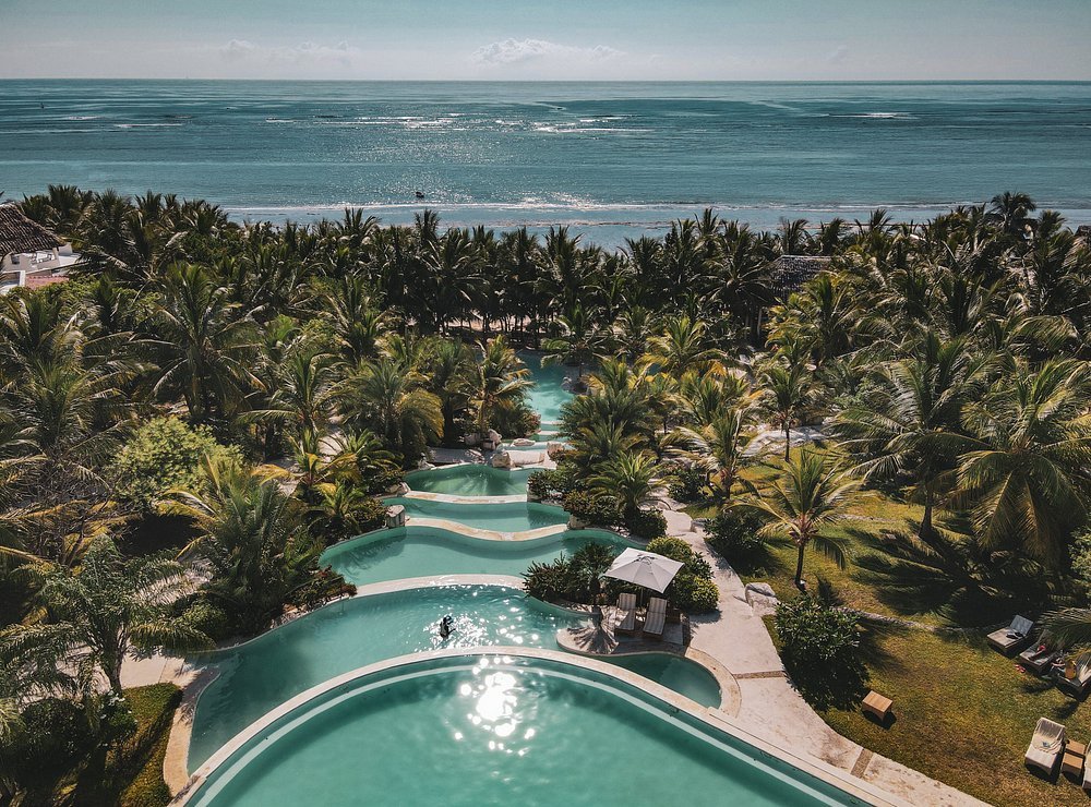 hotel_img