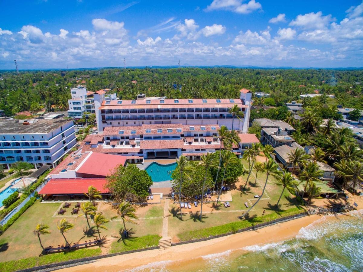 hotel_img