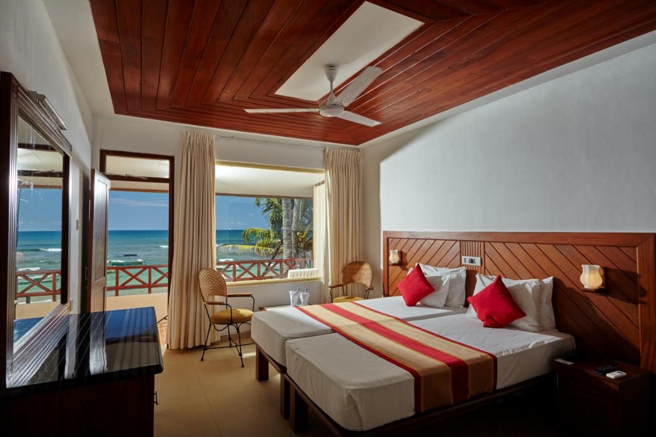 hotel_img