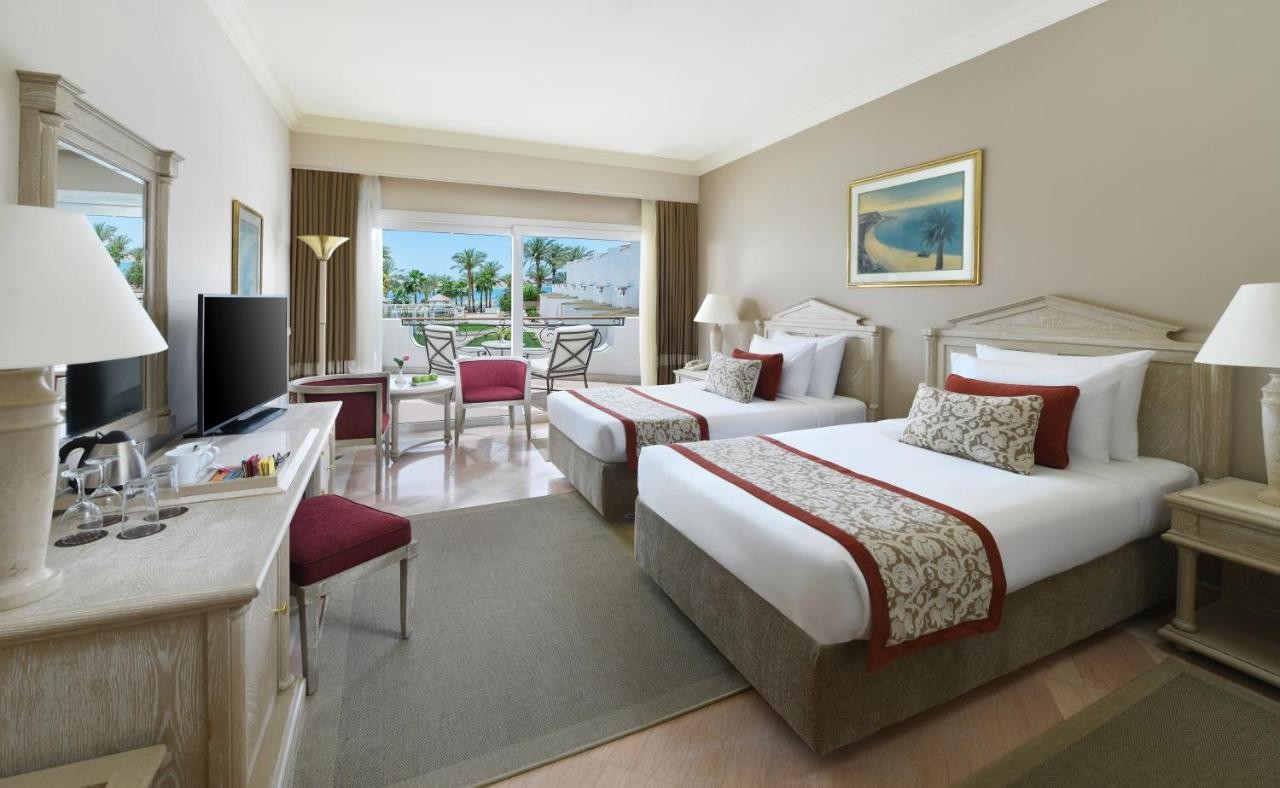 hotel_img