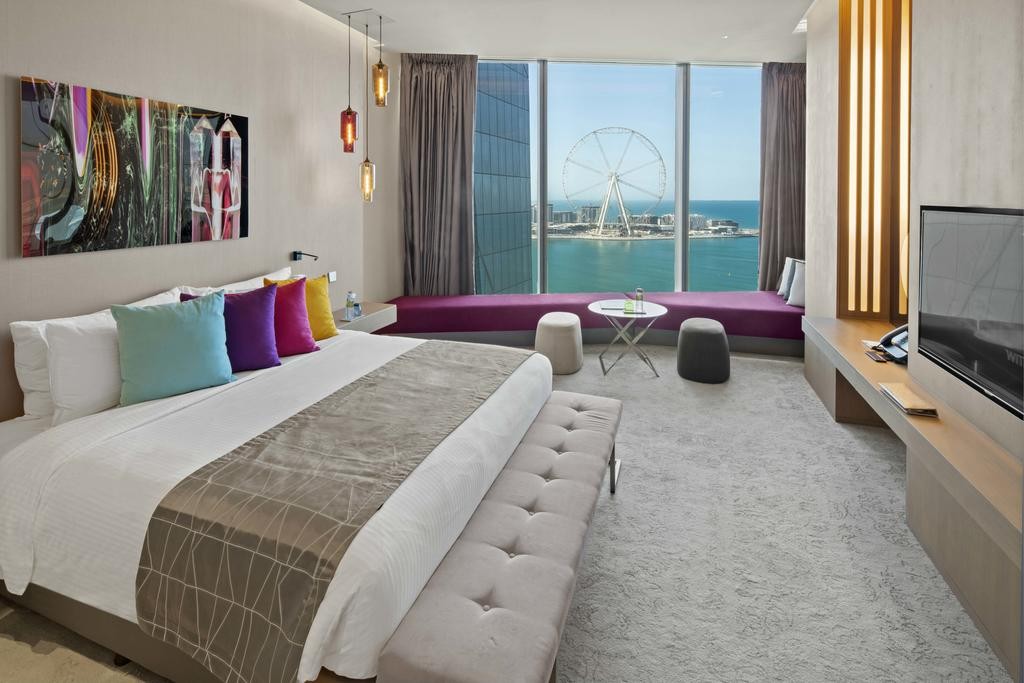 hotel_img