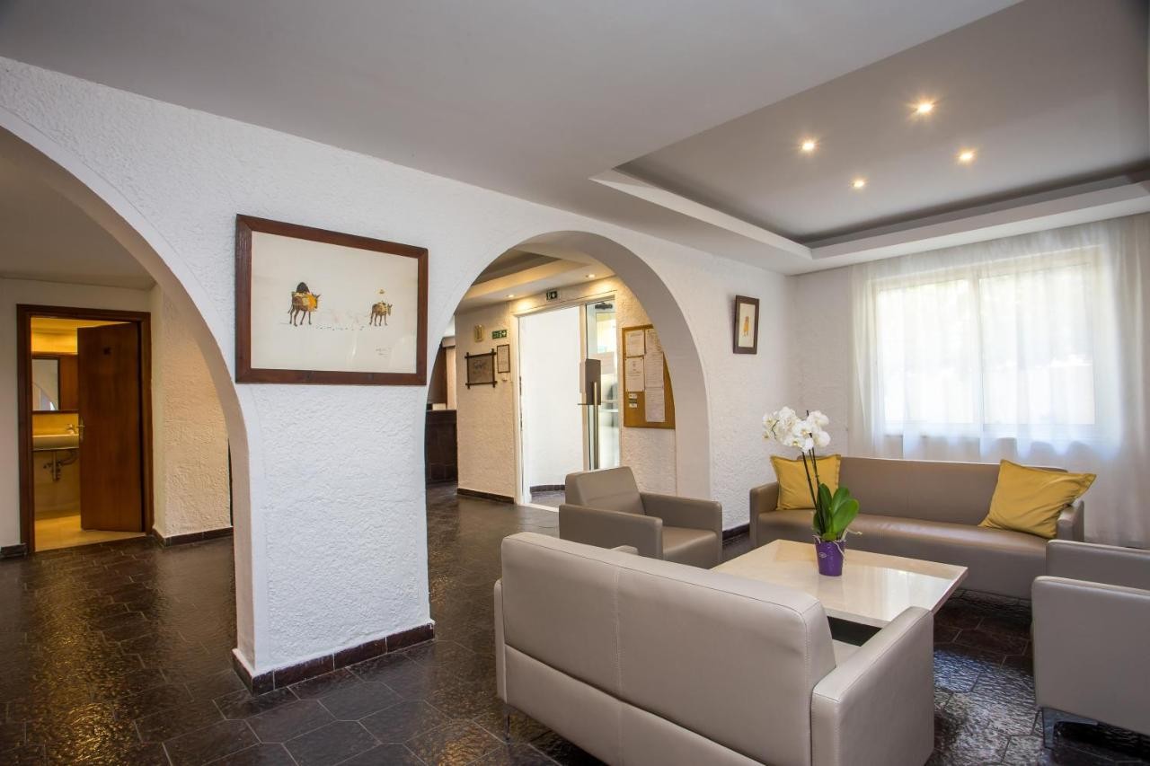 hotel_img