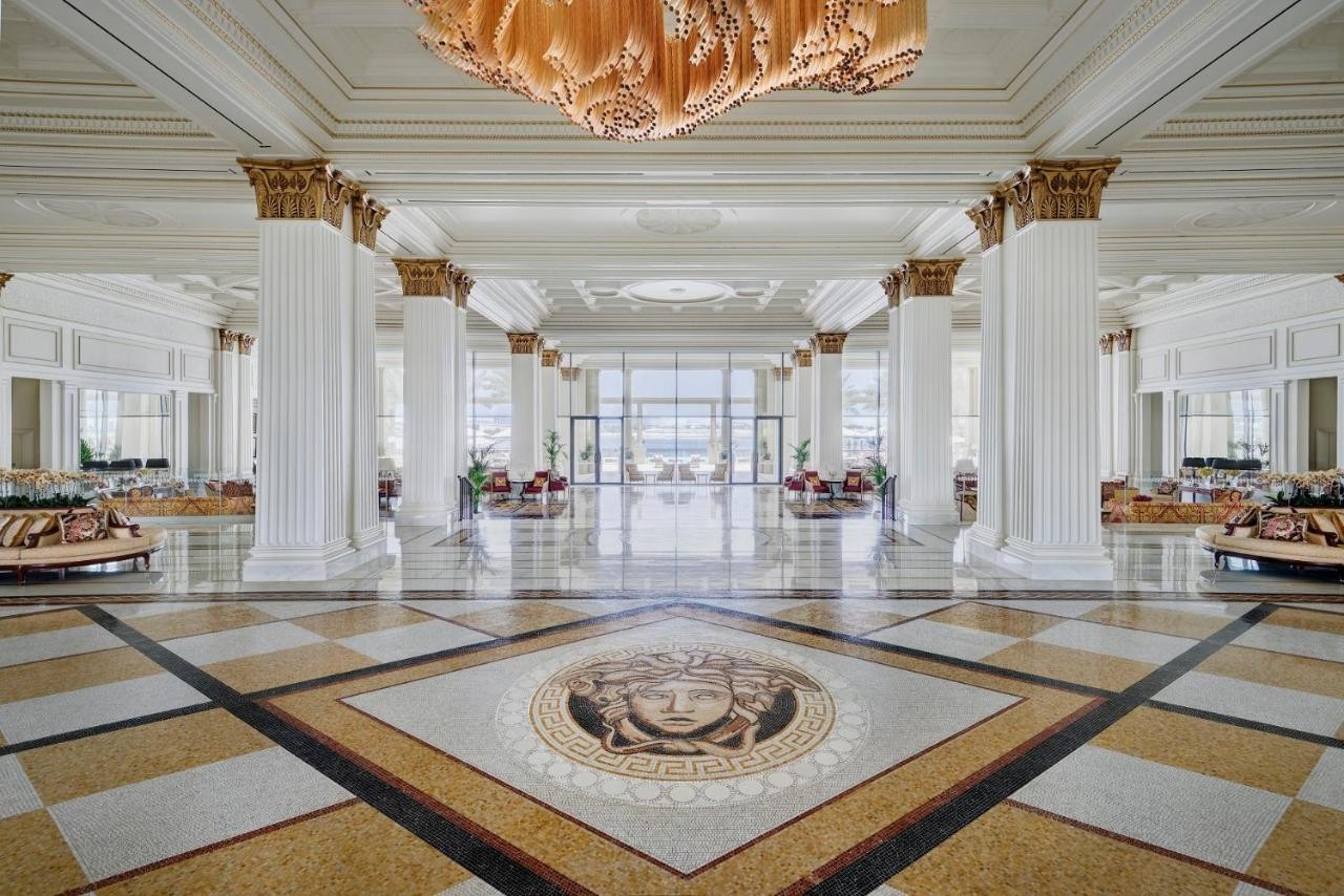 hotel_img