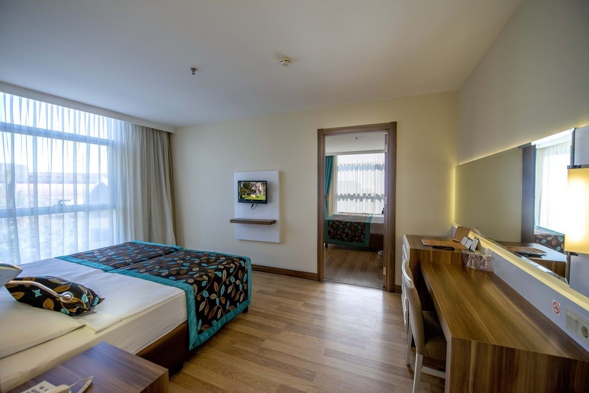 hotel_img