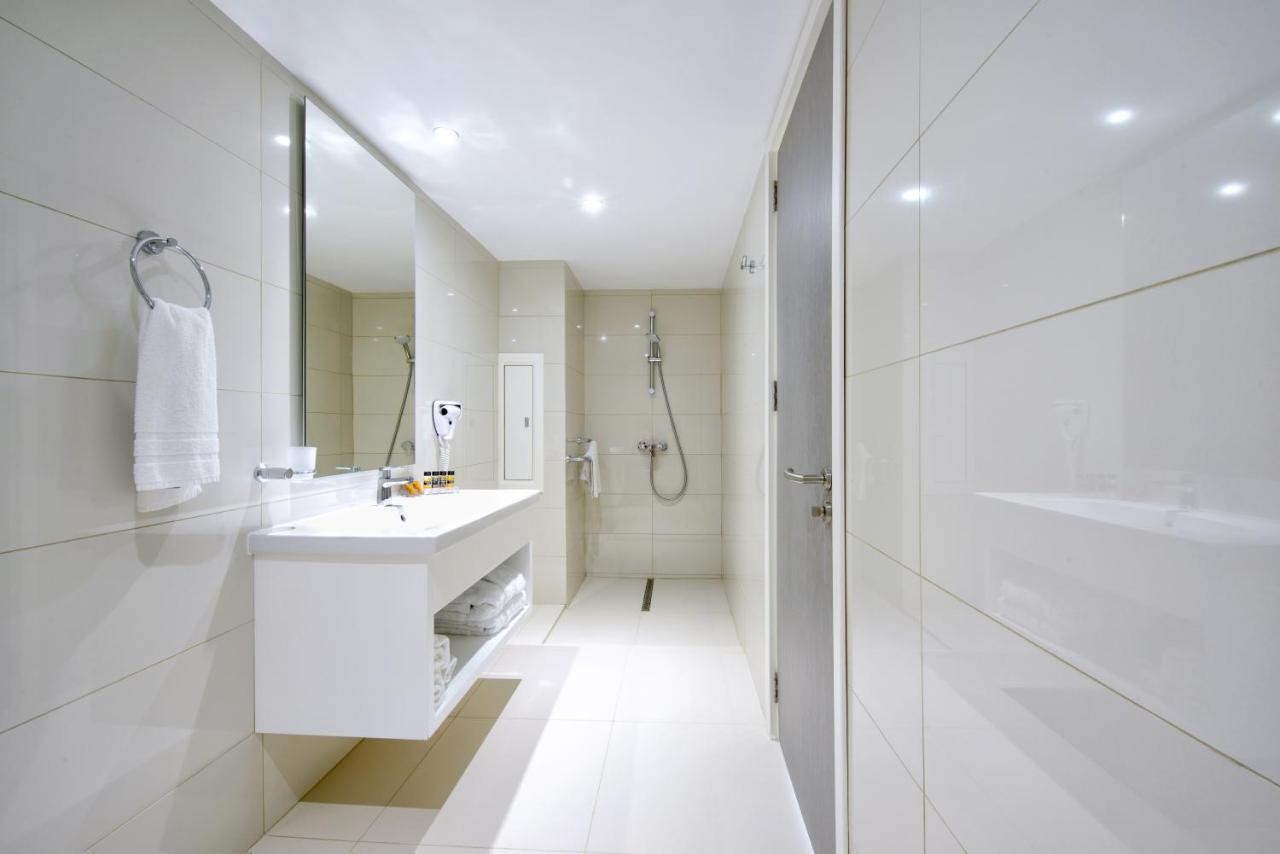 hotel_img