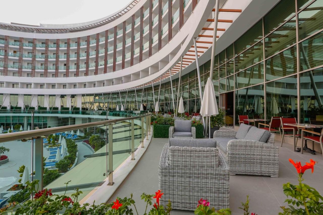 hotel_img