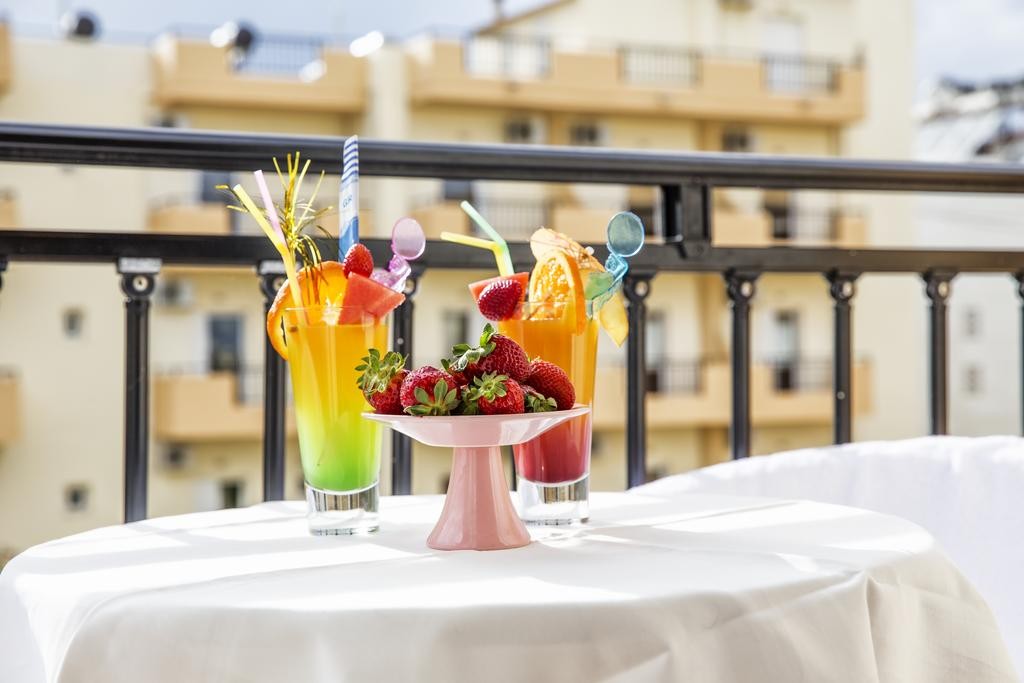 hotel_img