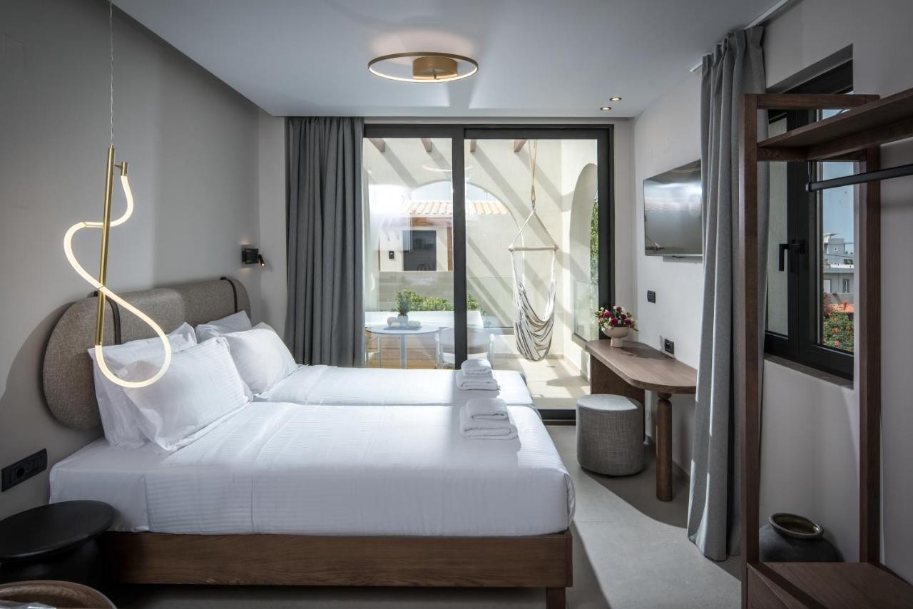 hotel_img