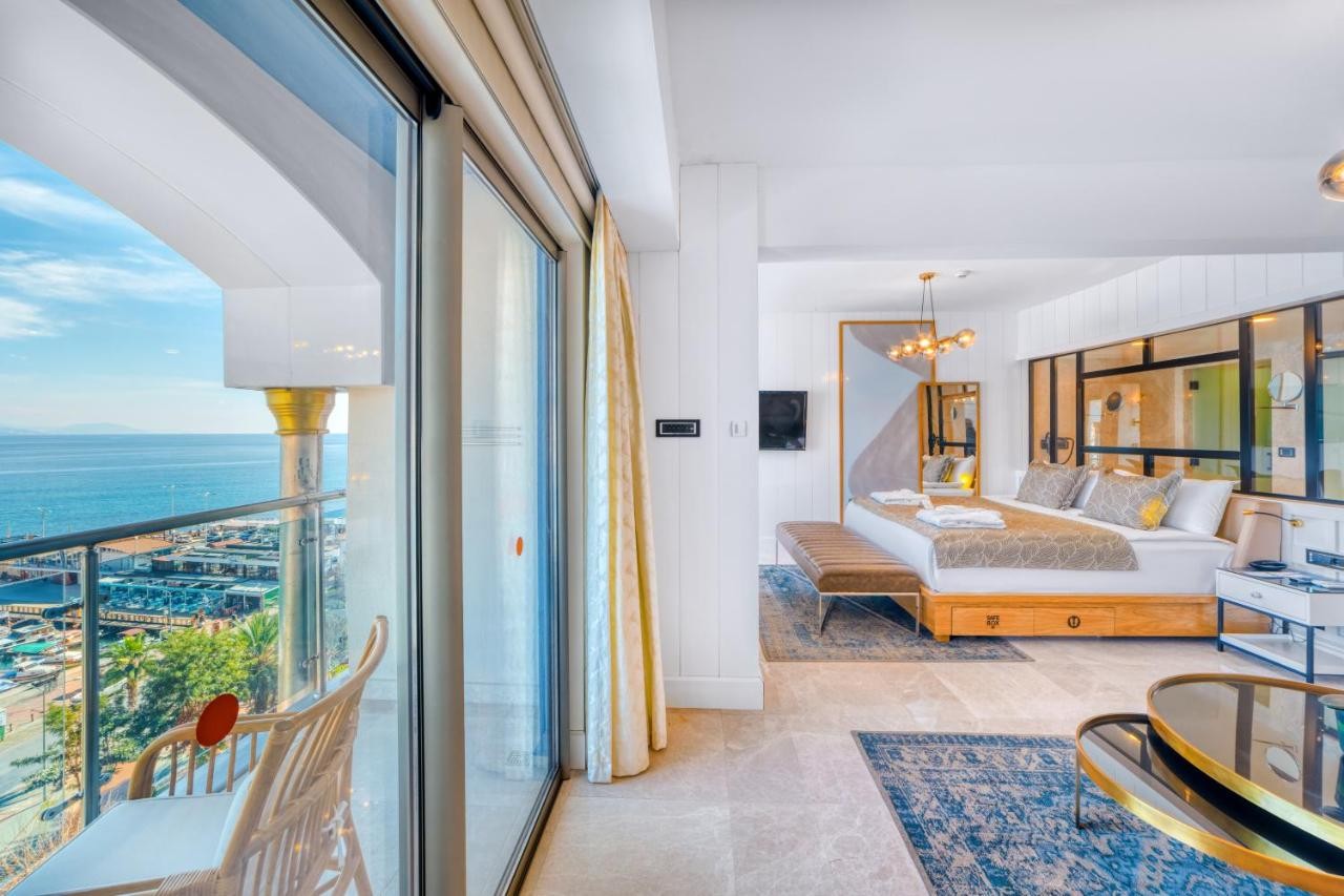 hotel_img