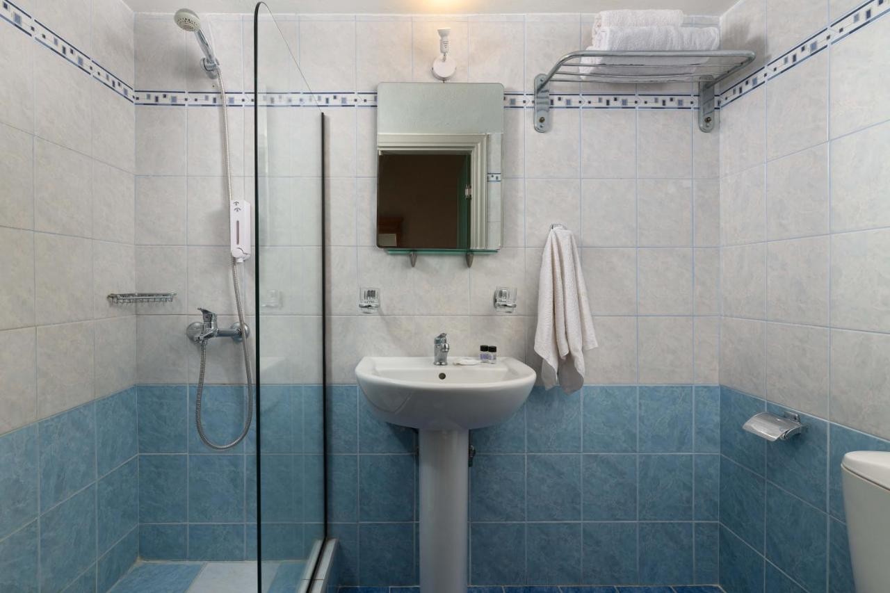 hotel_img