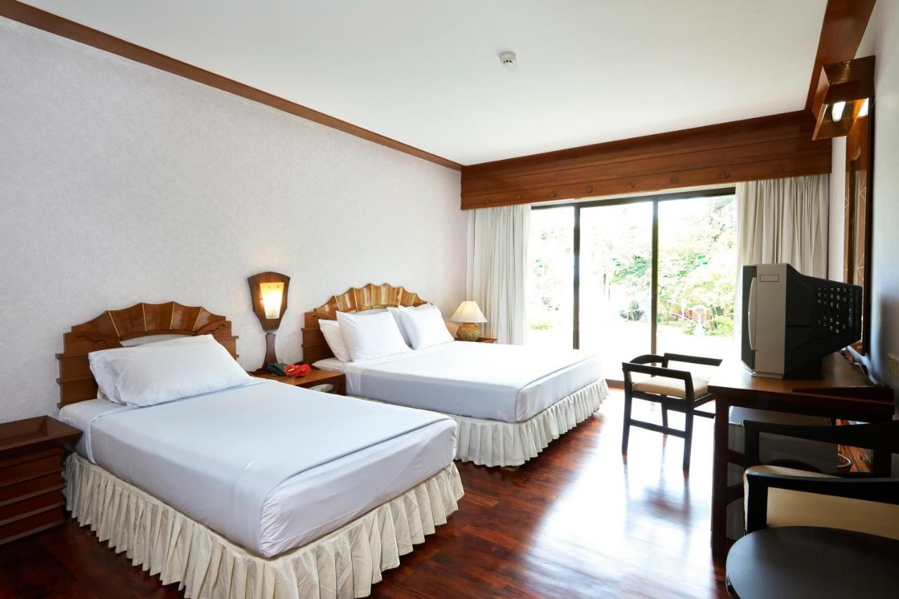 hotel_img