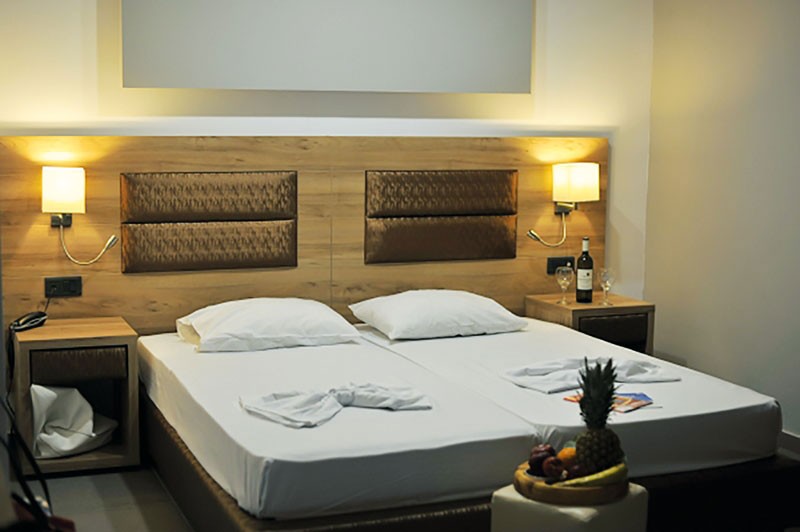 hotel_img