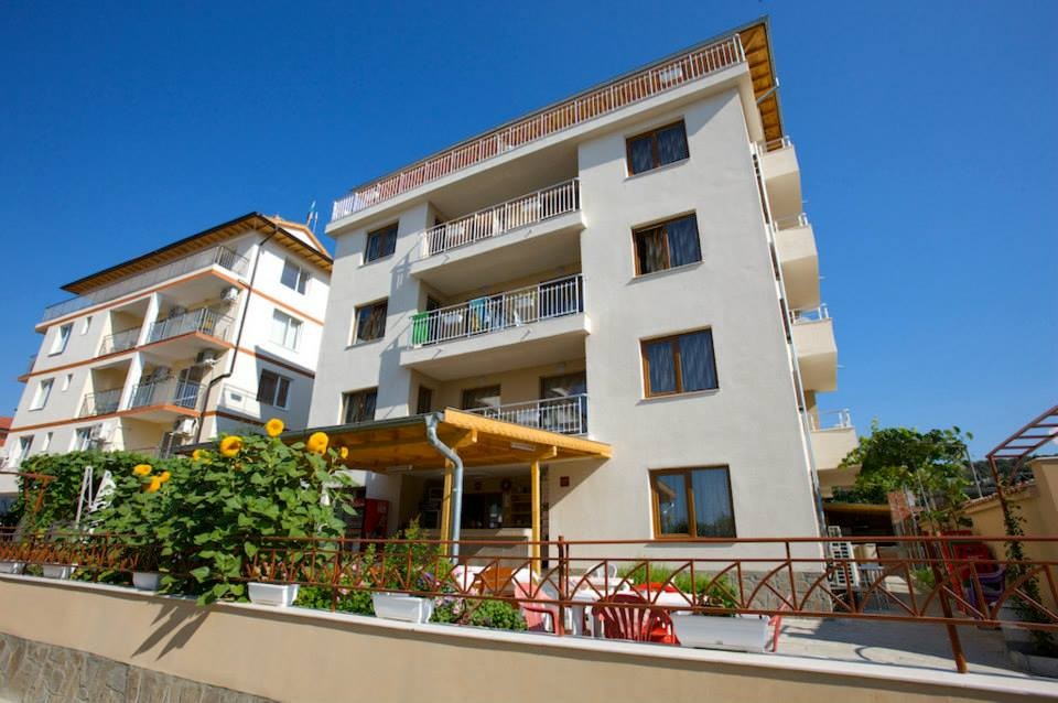 hotel_img
