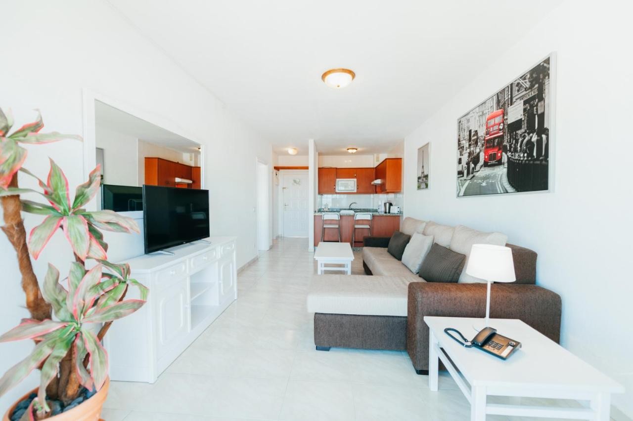 hotel_img