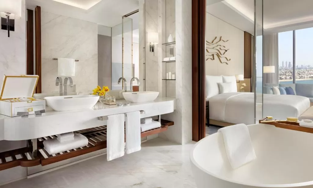 hotel_img