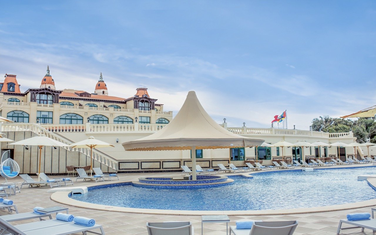 hotel_img
