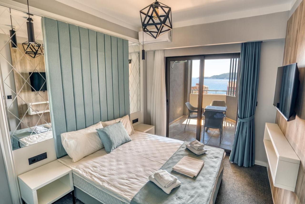 hotel_img