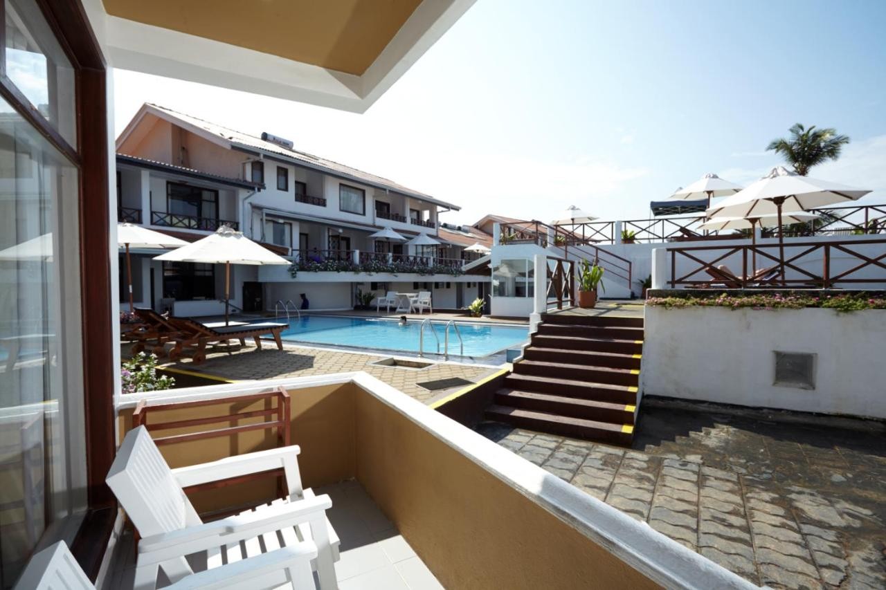 hotel_img