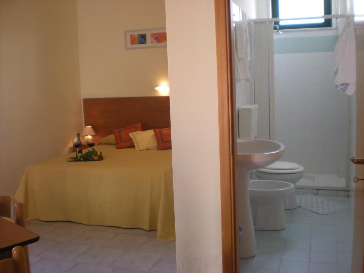 hotel_img
