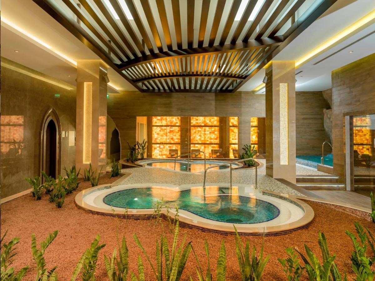 hotel_img